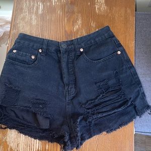 Vestique black shorts